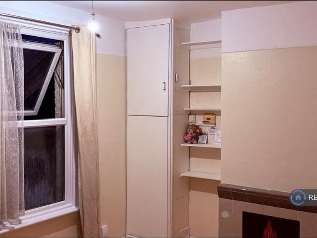 Flat for rent in Nichols Town, City Of Southampton