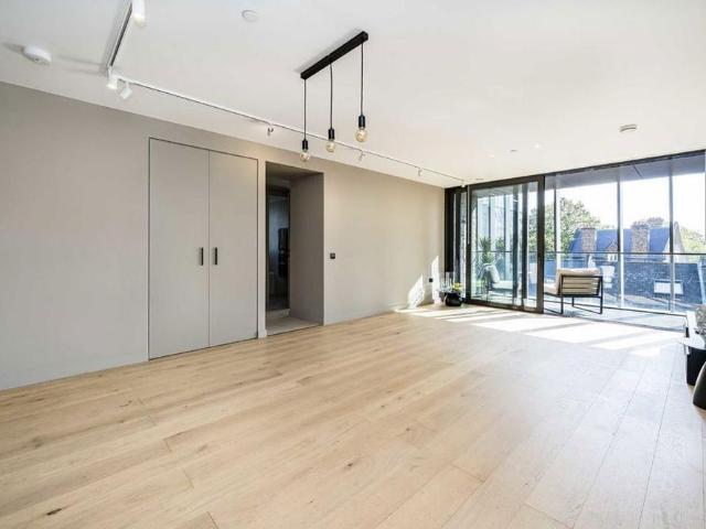 Apartment for rent in Cat Hill, Isle Of Man