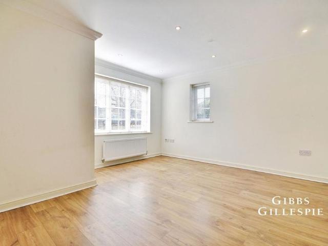 Apartment for rent in The Cedars Estate, Three Rivers