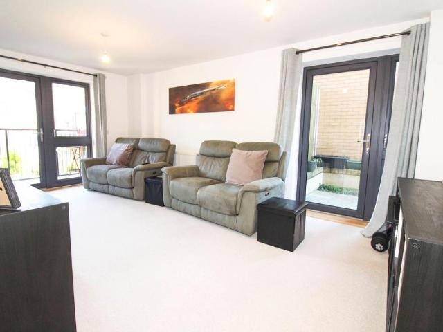 Flat for rent in Sherwood, Sandown Park