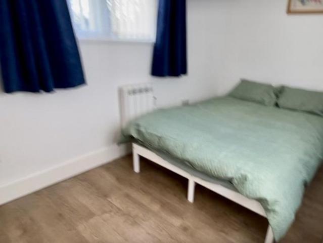 Apartment for rent in Belle Vue, South Yorkshire