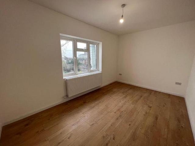Apartment for rent in London Borough of Brent, Greater London