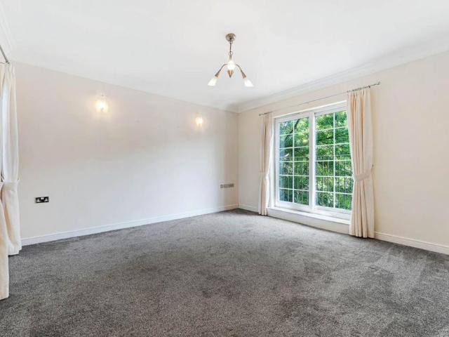 Apartment for rent in Besses o' th' Barn, Bury