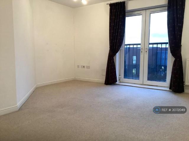 Apartment for rent in Middlebrook, Bolton