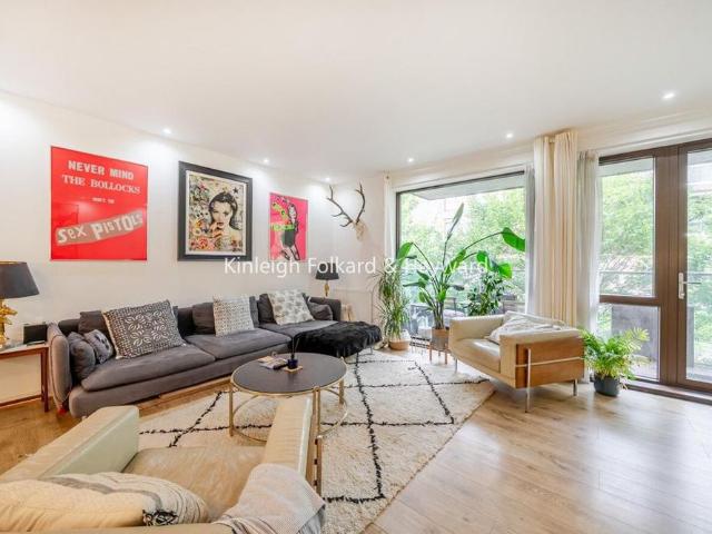 Apartment for rent in South Lambeth, Isle Of Man