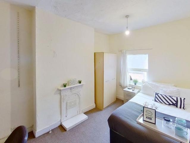 Apartment for rent in The Park, City of Nottingham