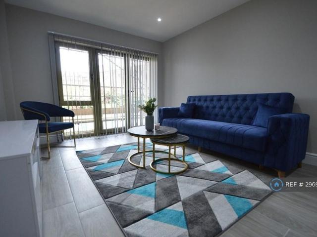 Apartment for rent in Slough