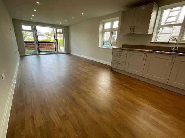 Apartment for rent in Penn Hill, Poole