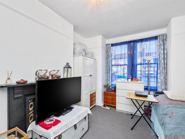 Apartment for rent in Round Hill, Brighton & Hove