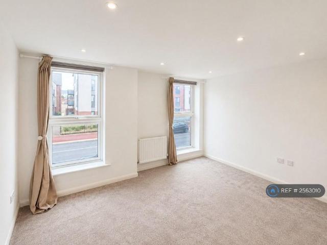 Apartment for rent in Eagle Farm, Wavendon