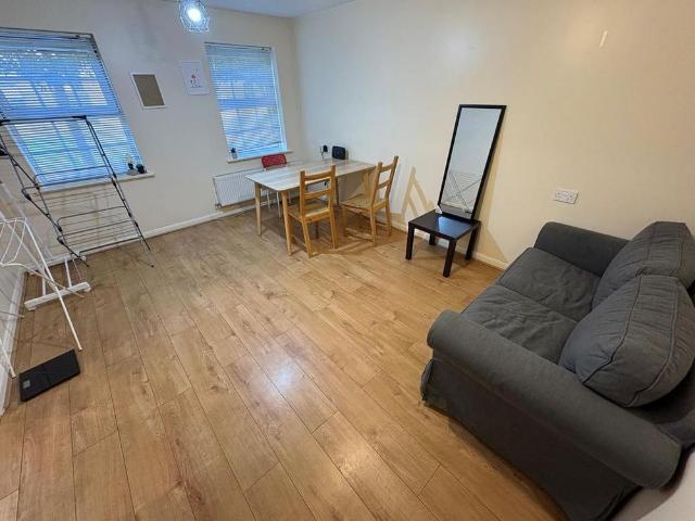 Apartment for rent in Far Cotton and Delapre, Far Cotton