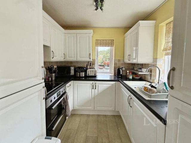 Flat for rent in Highcliffe