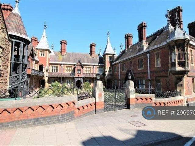 Flat for rent in City Centre, Feckenham