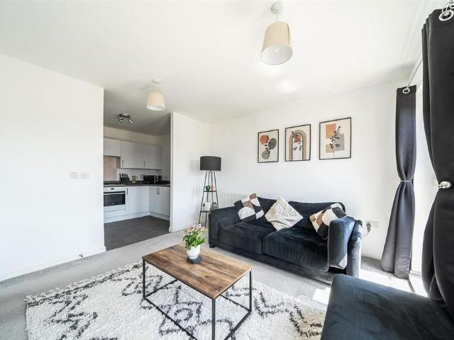 Apartment for rent in Westwood, Acol