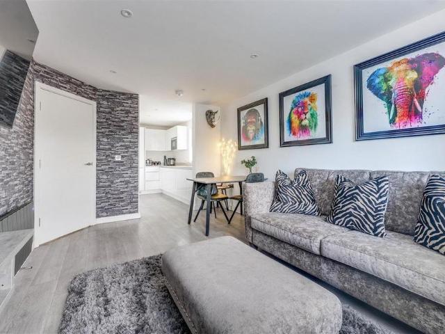 Apartment for rent in Thundersley, Essex