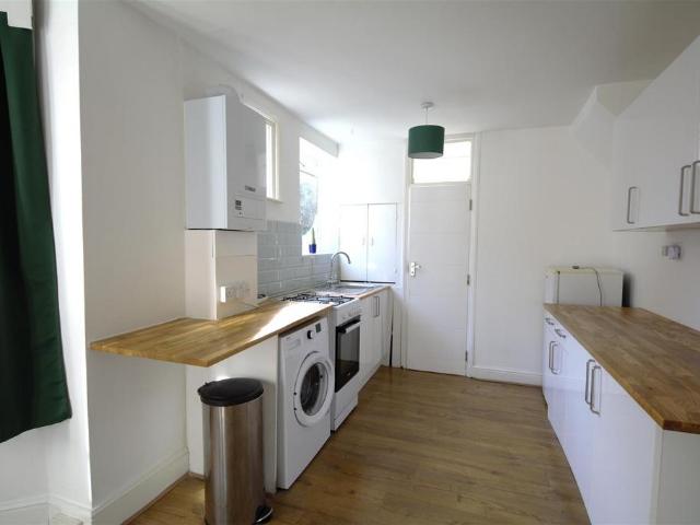 Flat for rent in Colney Hatch, Isle Of Man