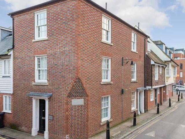 Apartment for rent in St. Mildred's, The Bridge