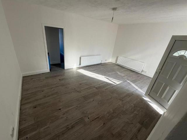 Flat for rent in Georgia, Greater Manchester