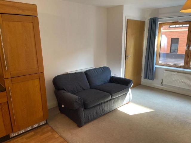 Apartment for rent in Elmfield, Leicestershire