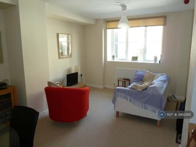 Apartment for rent in Clarendon, Ash