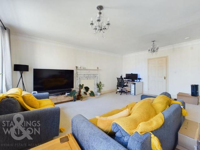 Apartment for rent in Lakenham, East Bank