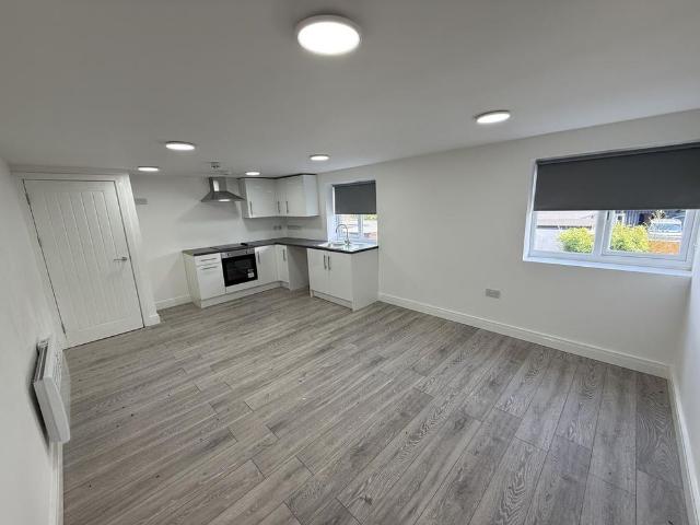 Apartment for rent in Hilton, Great Chatwell