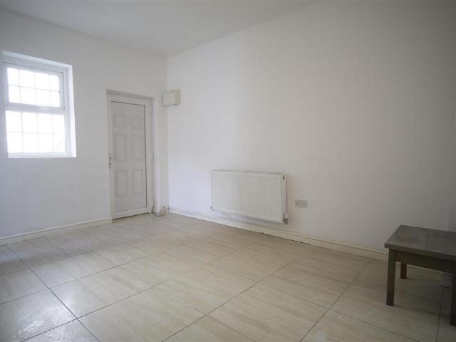 Flat for rent in Avenham, Higher Bartle