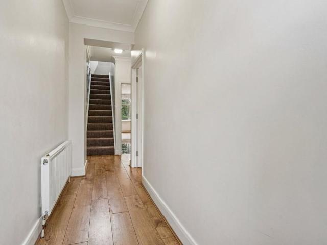 Apartment for rent in East Sheen, Greater London