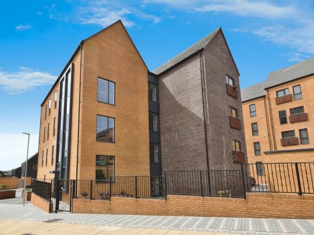 Apartment for rent in Joiner's Square, Hanley