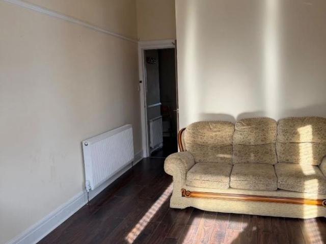 Apartment for rent in Carriagehill, Glenburn
