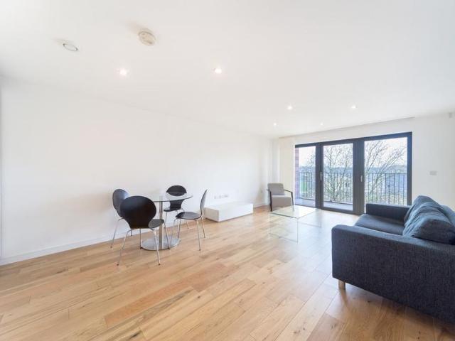Apartment for rent in Loughborough Junction, Greater London