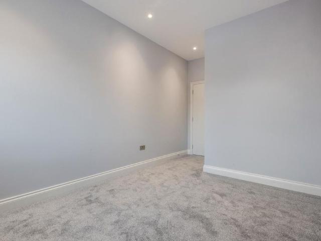 Apartment for rent in Hart, Hampshire