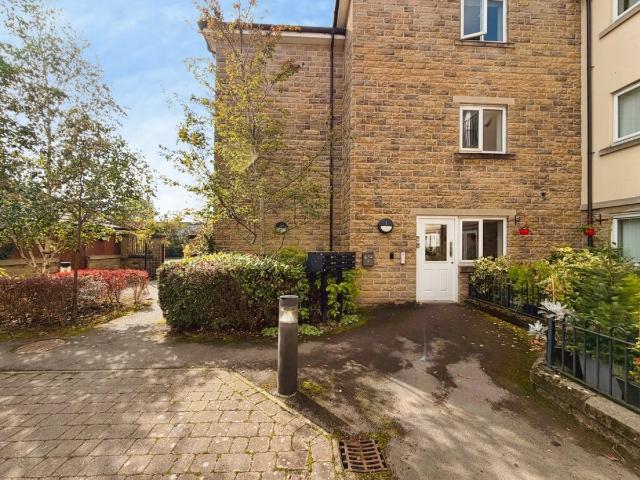 Apartment for rent in Farsley, West Yorkshire