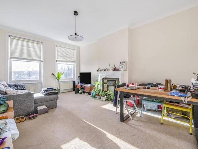 Apartment for rent in Muswell Hill, Greater London