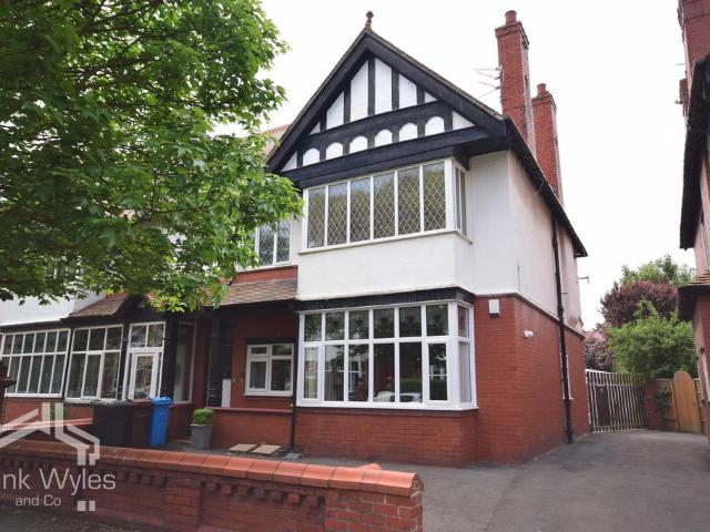 Flat for rent in St Annes, Lytham