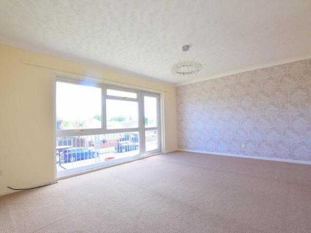 Apartment for rent in Holland-on-Sea, Dale Hill