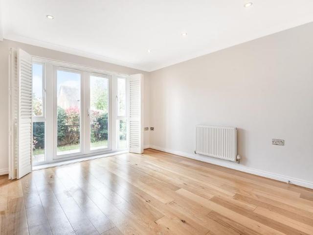 Apartment for rent in Lymington, New Forest