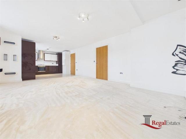 Apartment for rent in London Borough of Harrow, Greater London