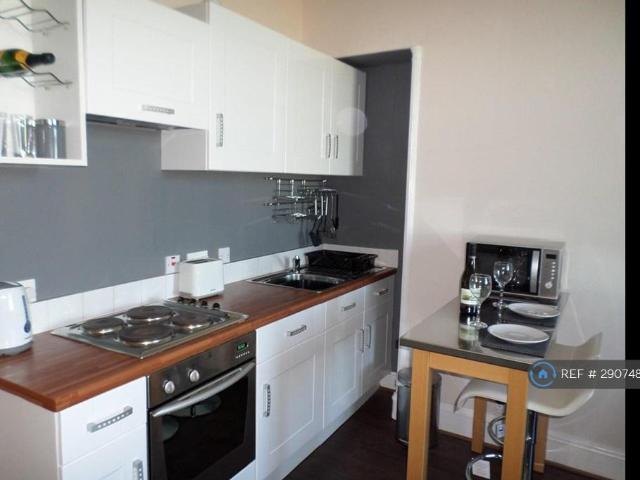 Flat for rent in Ballindoch, Scotland