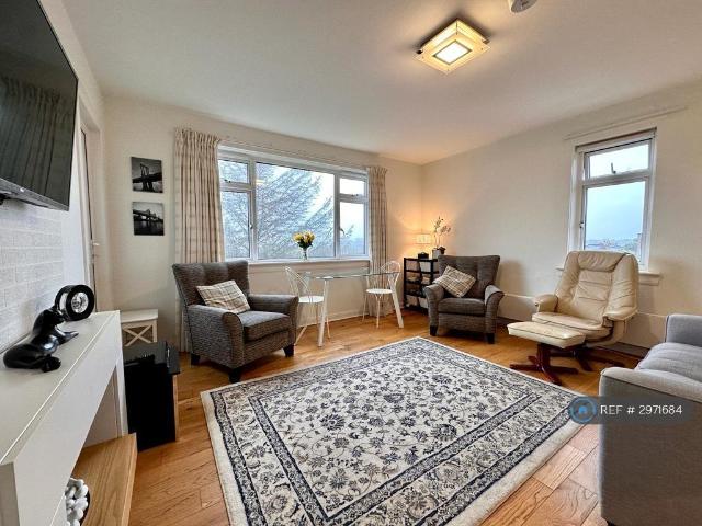 Flat for rent in Comiston, Scotland
