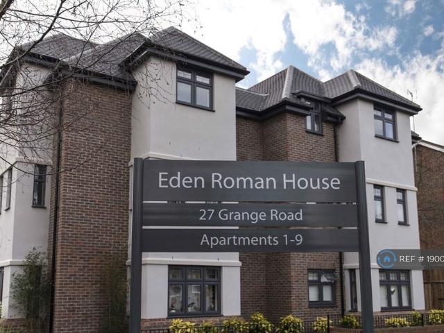 Flat for rent in Greater London