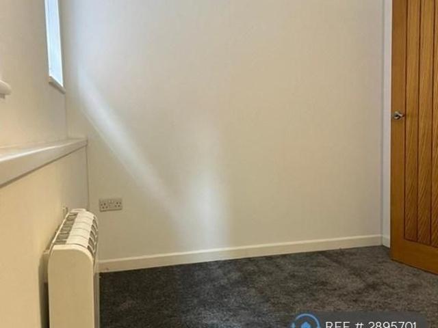 Apartment for rent in Old Milton, Ashurst Bridge
