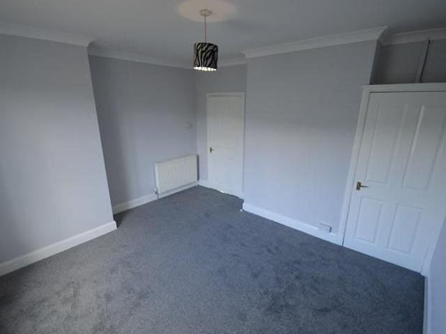 Apartment for rent in Steelend, Scotland