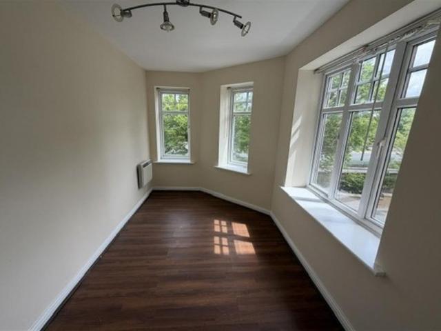 Apartment for rent in Goldthorn Hill, West Midlands