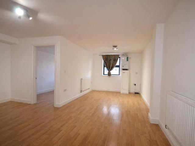 Apartment for rent in London Borough of Harrow, Greater London