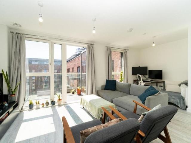 Apartment for rent in Upton Park, Greater London