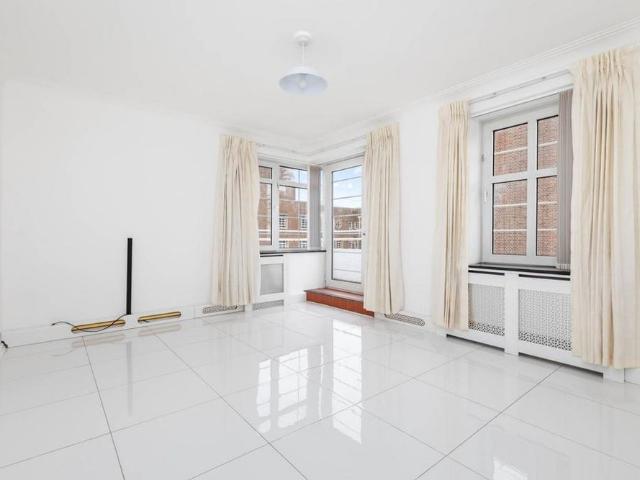 Apartment for rent in Aldrington