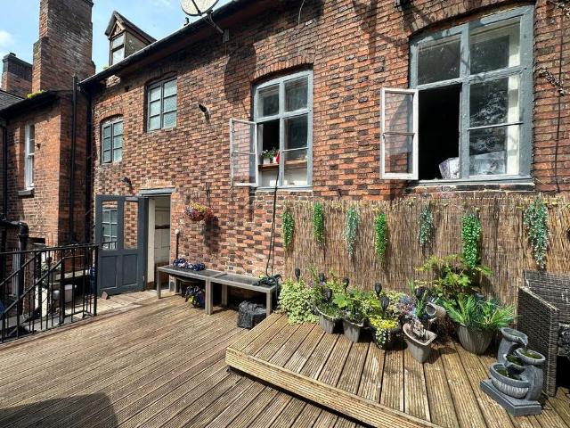 Apartment for rent in Leyfields, Kettlebrook