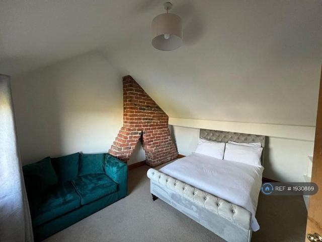 Apartment for rent in Two Mills, Cheshire