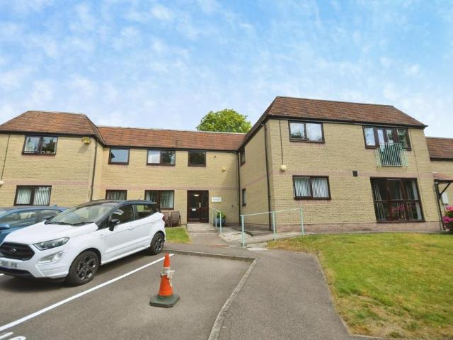 Flat for rent in Loundsley Green, East Midlands